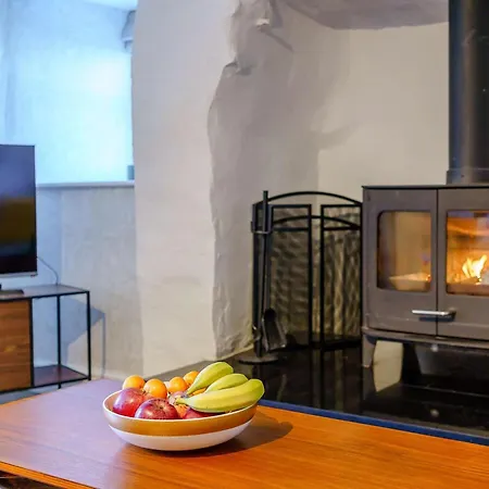 Rossill Bridge Holiday home
