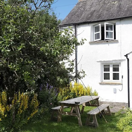 Rossill Bridge Holiday home
